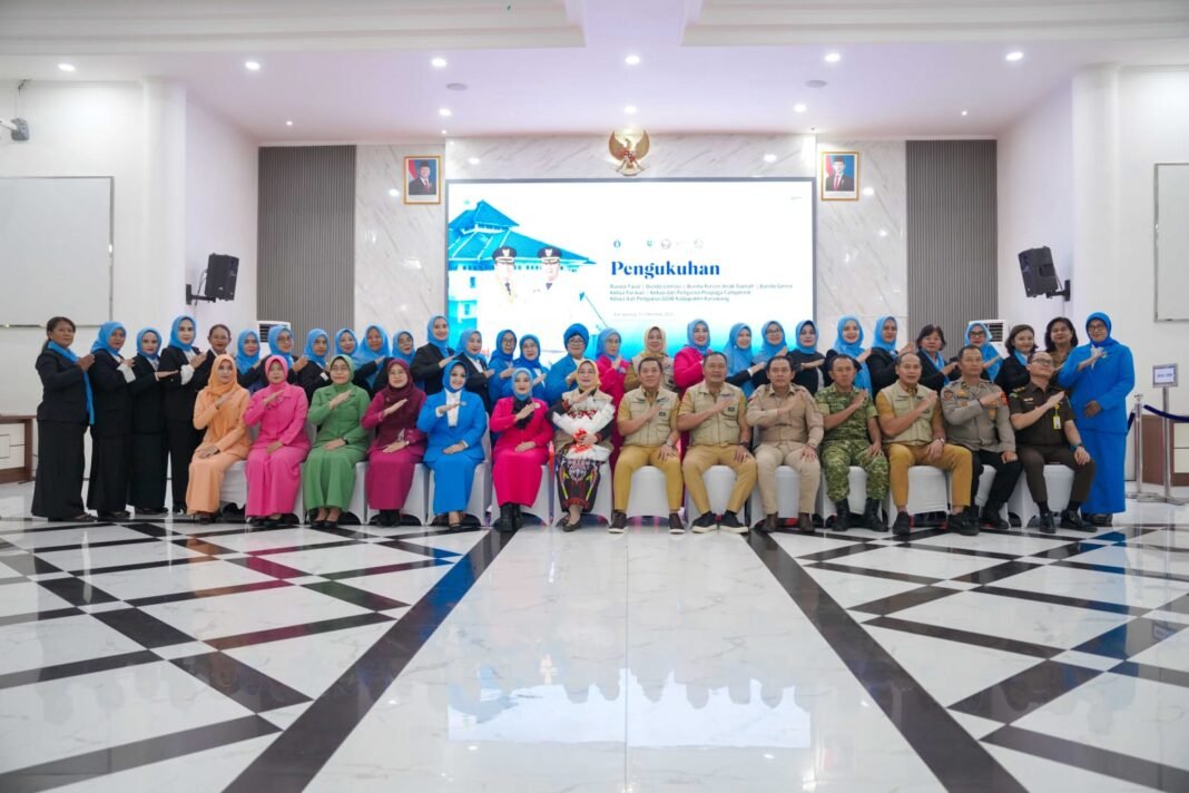 Bupati Aep Lantik Hj. Hodijah Sujana sebagai Ketua GOW Karawang 2025–2030