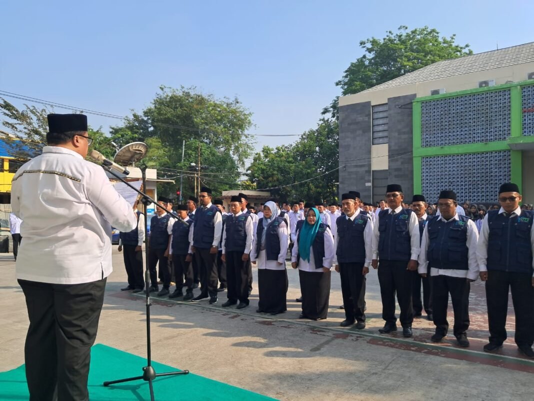 Pengurus KKMI Karawang Dikukuhkan, Kepala Kemenag: Madrasah Harus Jadi Pilihan Utama Masyarakat