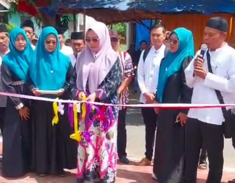 Bangun Menggunakan Dana Desa, Desa Purwamekar Rawamerta Resmikan ‘Pendopo Nyai Ratu’