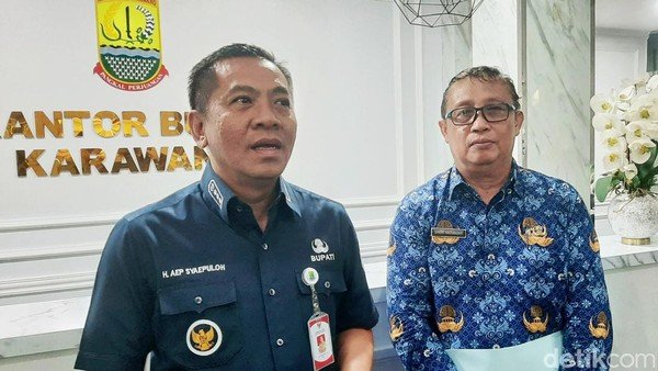 “Tekanan Fiskal Tak Surutkan Komitmen, Bupati Aep Pertahankan Program BPJS UHC untuk Warga Karawang”