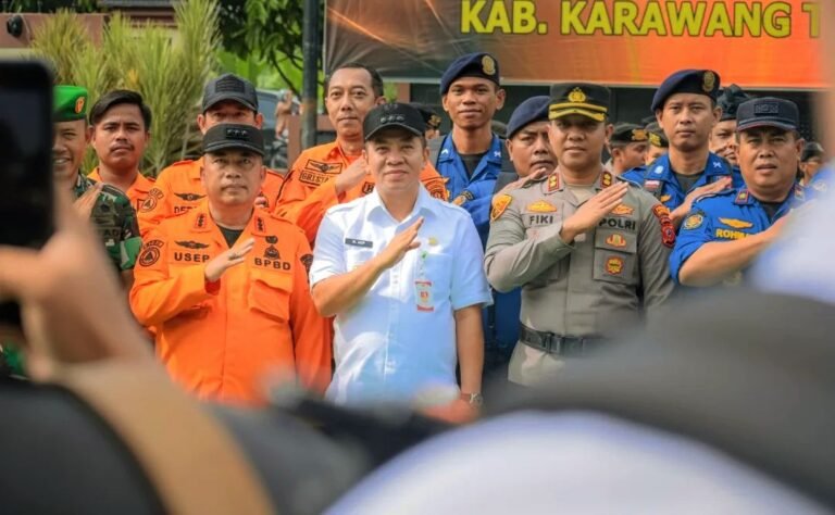 Hadapi Musim Hujan, Bupati Karawang Perkuat Kolaborasi TNI-Polri dan Pemda