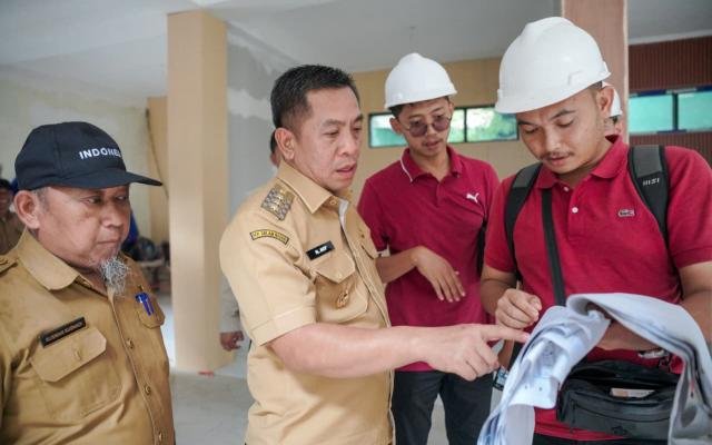 Bupati Karawang Tinjau Pembangunan MPP Cikampek Baru