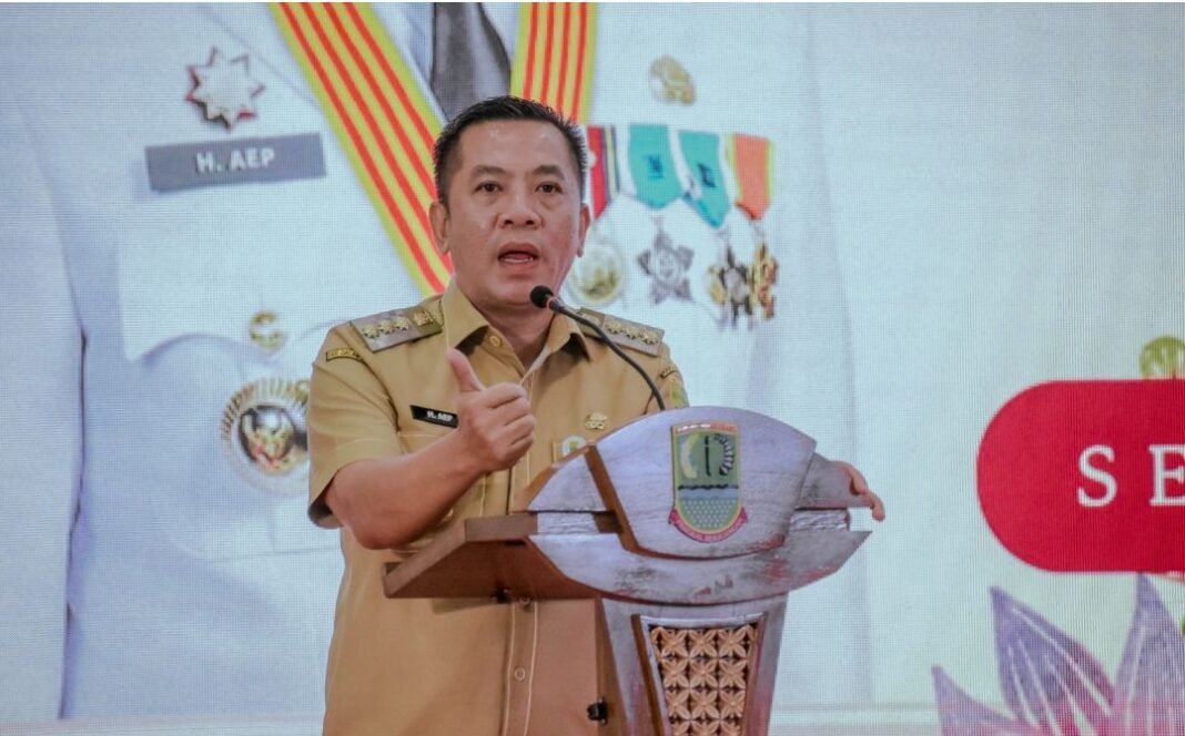Bupati Karawang Apresiasi Kolaborasi pada Seminar 16 HAKTP dan Penyaluran Hibah Keagamaan