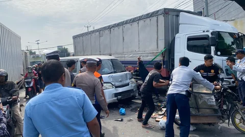 Kecelakaan Beruntun Akibat Rem Blong di Dawuan: Dua Orang Tewas, Lima Orang Terluka