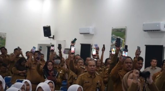 Kejari Karawang Dorong 297 Desa Terapkan Keterbukaan Informasi Publik di Hakordia 2025