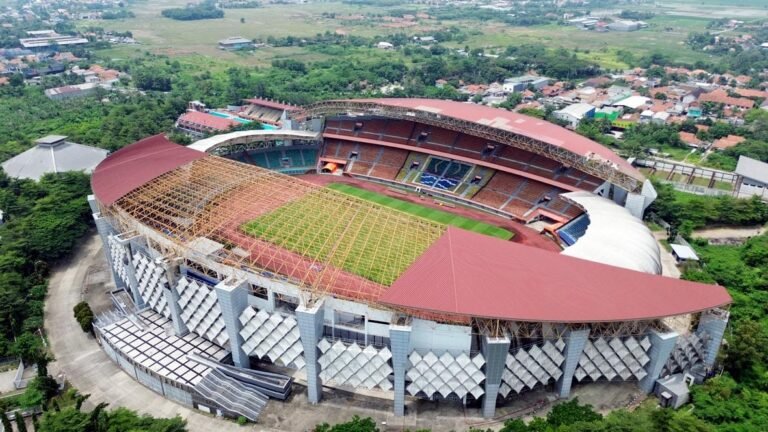 Rp40 Miliar Digelontorkan KemenPU untuk Perbaikan Stadion Wibawamukti Bekasi