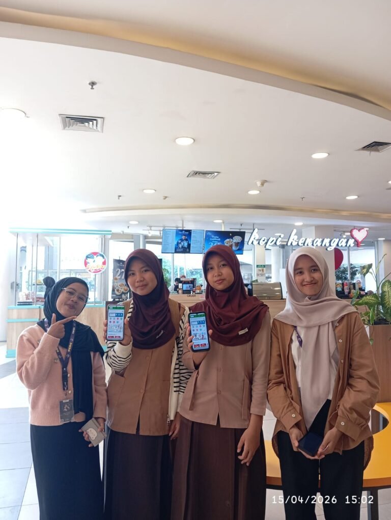 Bangga Produk Lokal! GOKAR Siap Temani Aktivitas Warga Karawang