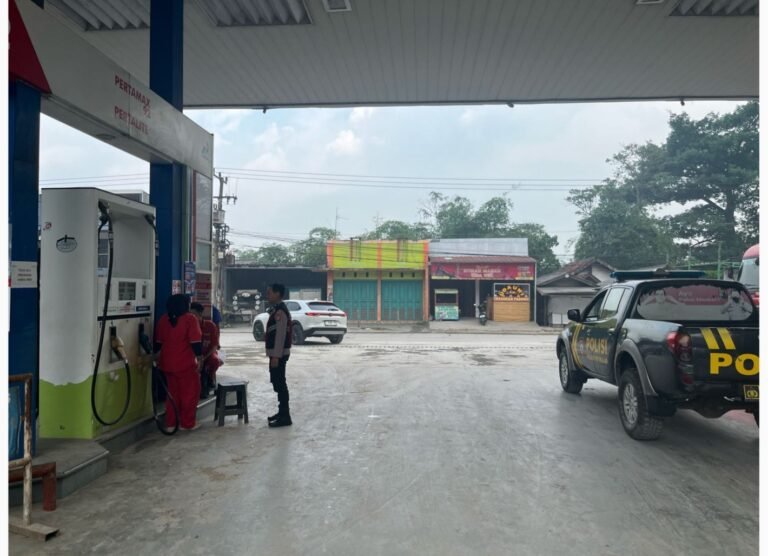 Patroli Perintis Polsek Pangkalan, Obvit Pertamina Dijaga Ketat