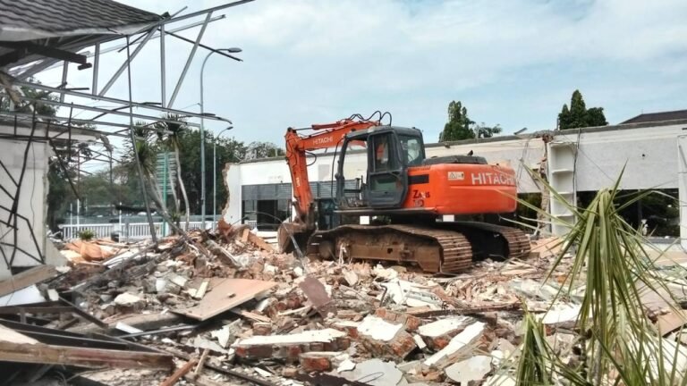 Kejari Karawang Renovasi Total Kantor Senilai Rp18,1 Miliar, Pelayanan Hukum Tetap Berjalan