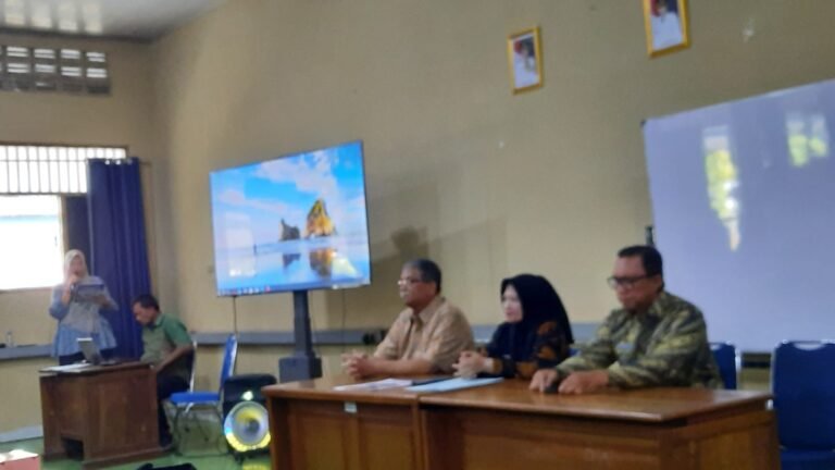 Disnakertrans Karawang Dorong LPK Tingkatkan Mutu melalui Akreditasi dan Sosialisasi KBLI 2025