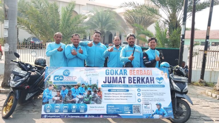 Jumat Berkah GOKAR Hadirkan Kepedulian Sosial Bagi Warga Membutuhkan Karawang