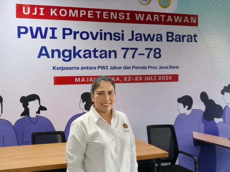 Wartawan Karawang Nina Melani Tuntaskan Seluruh Jenjang UKW PWI Kompeten