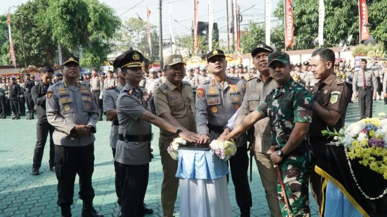 Kapolda Jabar Kukuhkan Polresta Karawang, Kombes Mario Prahatinto Resmi Pimpin