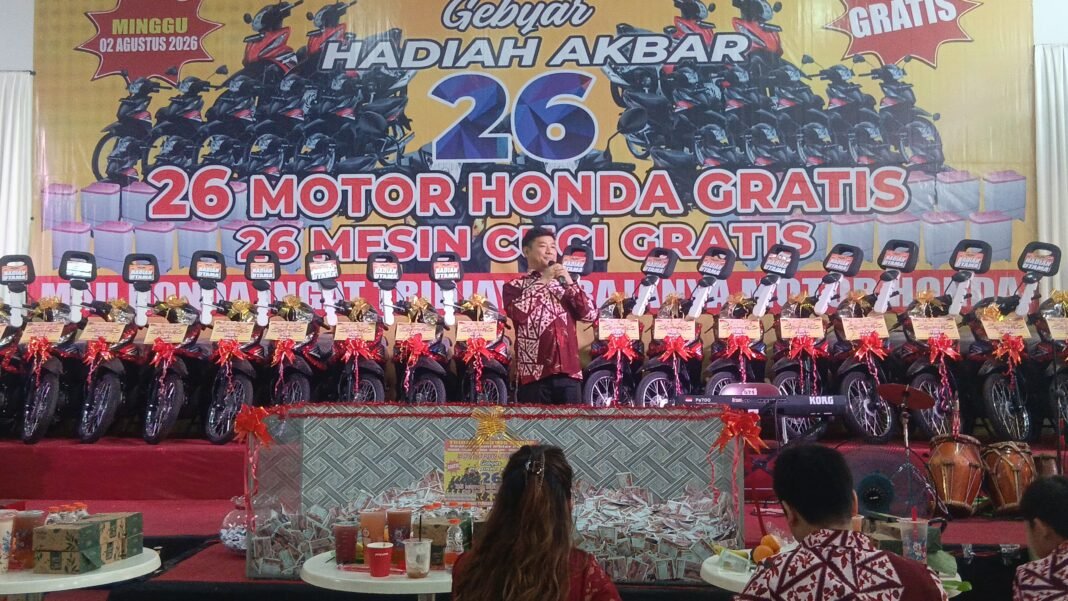 Ko Iwan Kenalkan Tridjaya Tani Pada Gebyar Hadiah Akbar Hari Ko Iwan Kenalkan Tridjaya Tani Pada Gebyar Hadiah Akbar Hari
