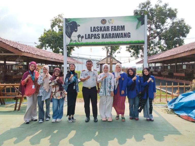 Lapas Karawang Kembangkan Ketahanan Pangan, Libatkan Warga Binaan dalam Bertani dan Beternak