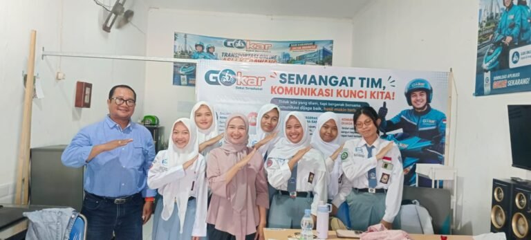 SMKN 2 Karawang Kirim 6 Siswi PKL ke GOKAR, Berlangsung hingga Maret 2027